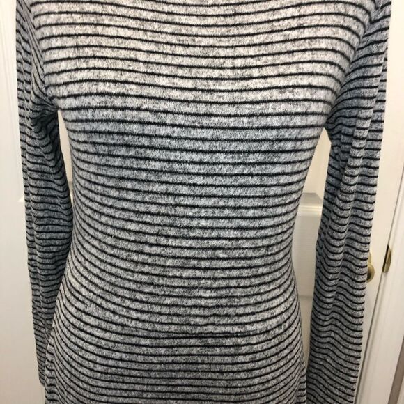 Alya gray and black striped long sleeve midi dress, size xs - Picture 6 of 12